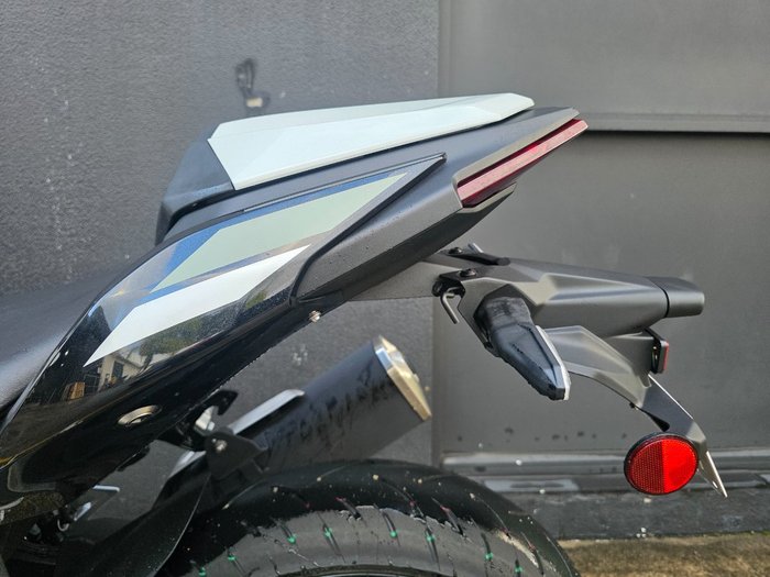 2026 Kawasaki NINJA 500 SE (LAMS) WHITE