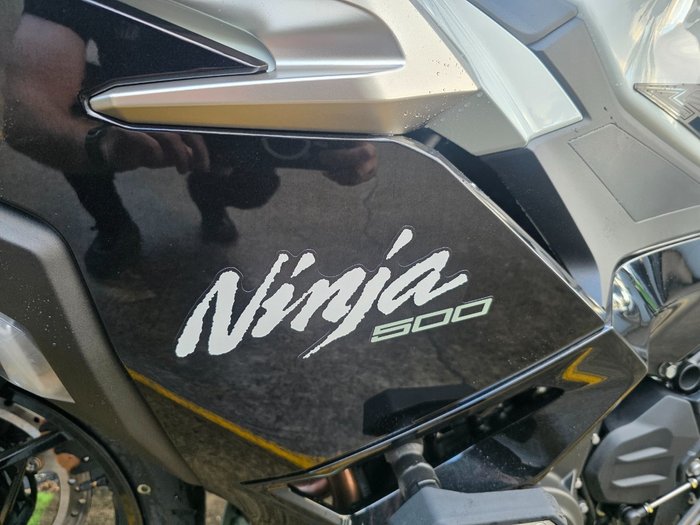 2026 Kawasaki NINJA 500 SE (LAMS) WHITE