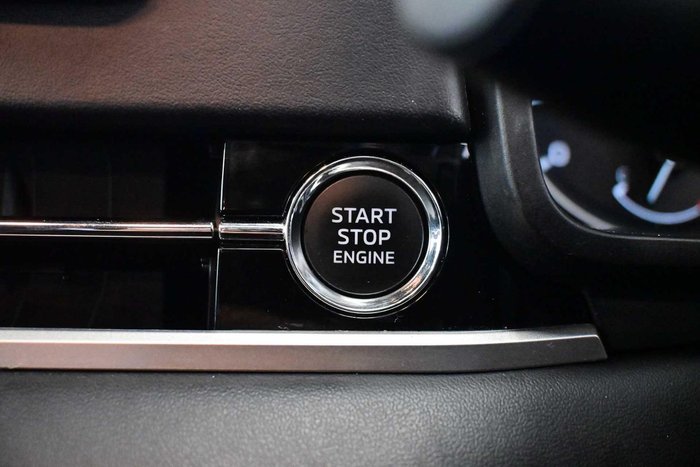 2024 Mitsubishi Outlander LS