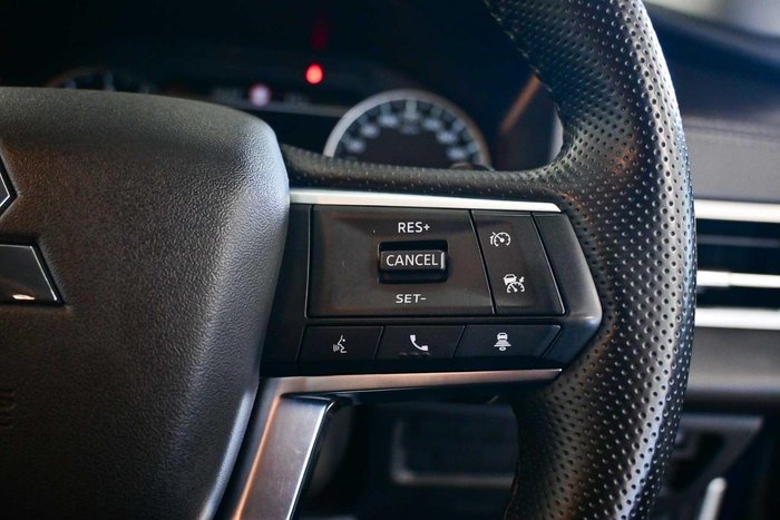 2024 Mitsubishi Outlander LS