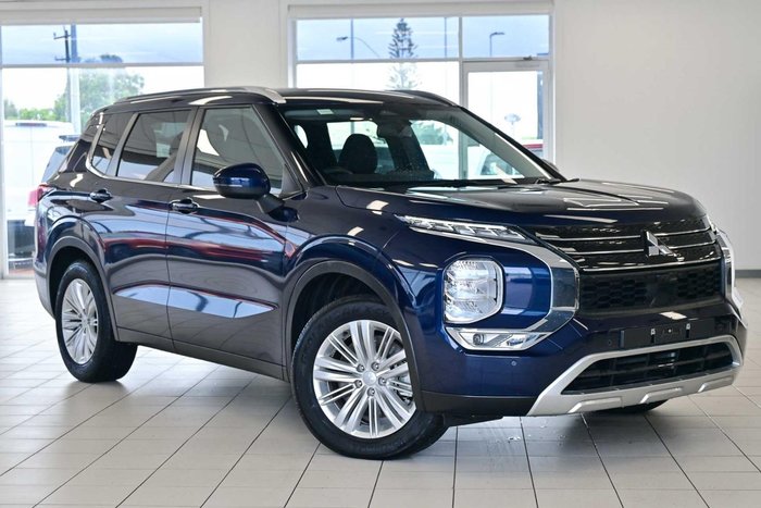 2024 Mitsubishi Outlander LS