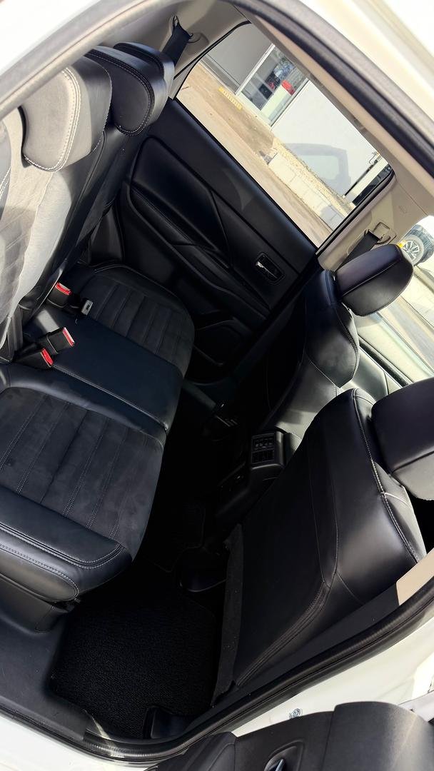 2019 Mitsubishi Outlander LS