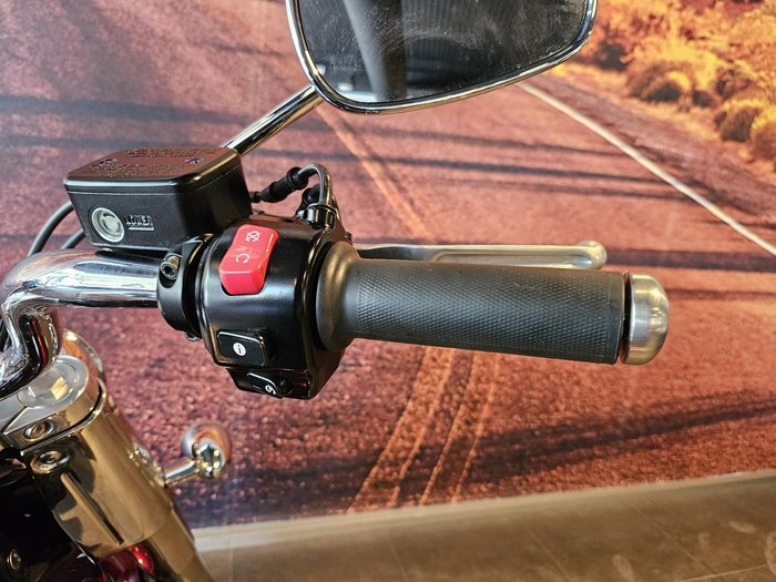 2014 Triumph Thunderbird Commander Thunderbird Red