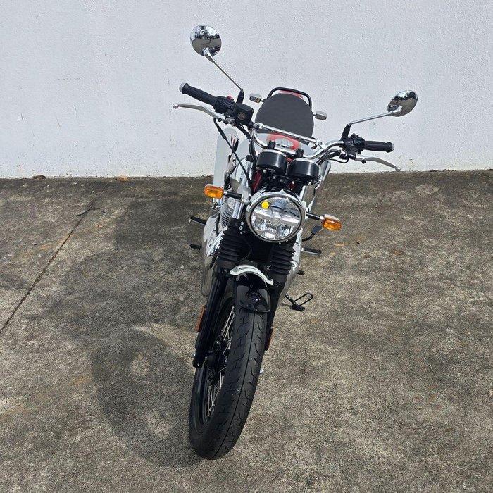 2026 Royal Enfield Interceptor 650 Chrome 650 Twin