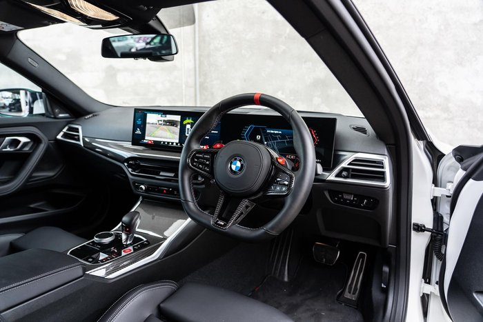 2025 BMW M2