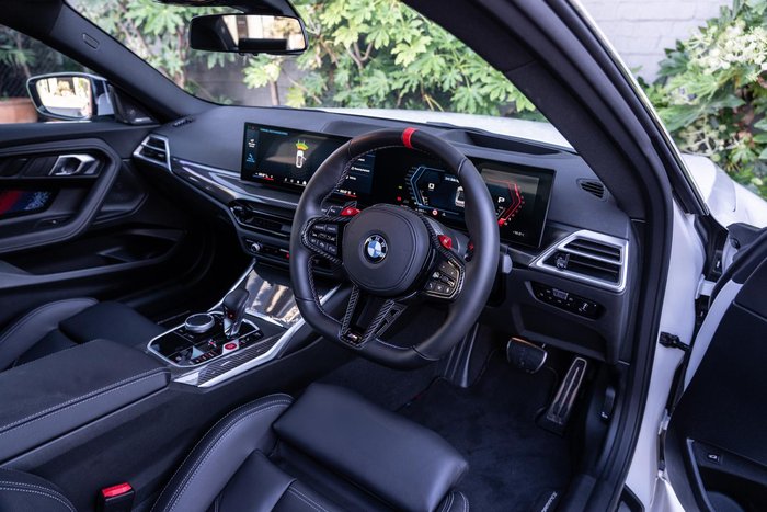2025 BMW M2