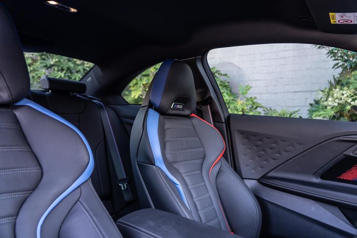 2025 BMW M2