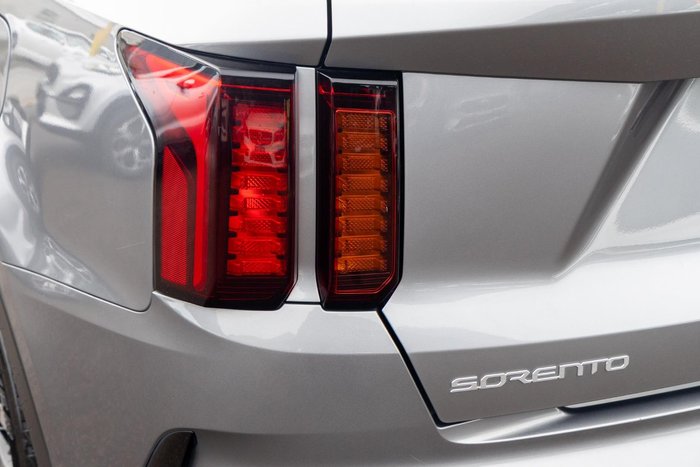 2022 Kia Sorento Sport