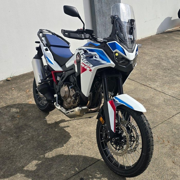 2024 Honda Africa Twin ES (CRF1100A3) Africa Twin White