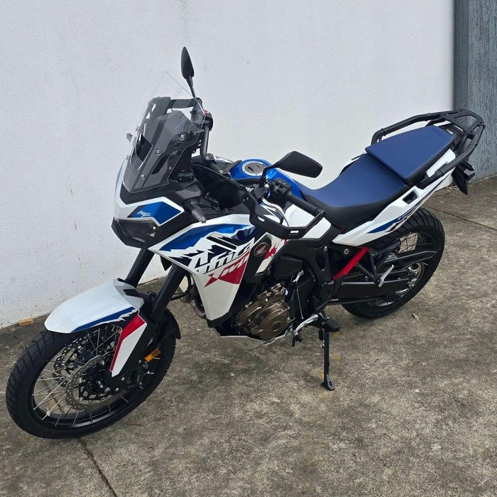 2024 Honda Africa Twin ES (CRF1100A3) Africa Twin White