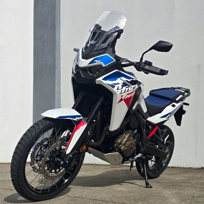 2024 Honda Africa Twin ES (CRF1100A3) Africa Twin White