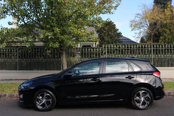 2023 Hyundai i30 PD.V4 MY23 Abyss Black