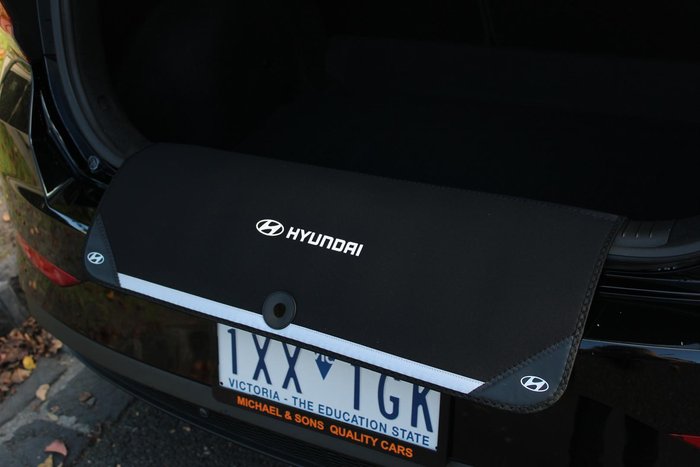 2023 Hyundai i30 PD.V4 MY23 Abyss Black