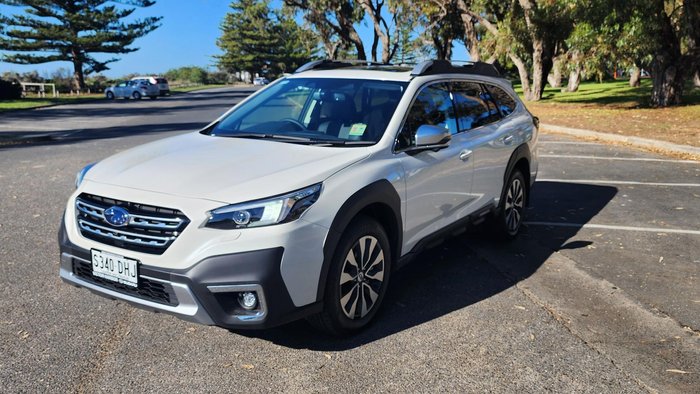 2025 Subaru Outback AWD Touring