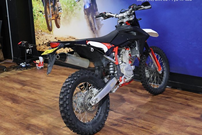 2019 SWM RS 500 R Black