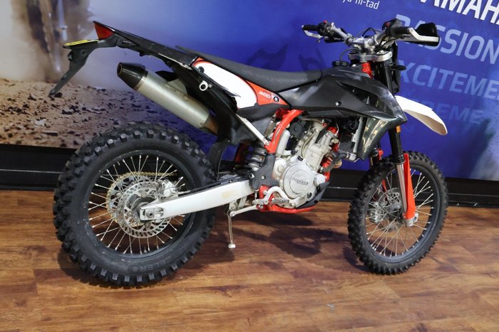 2019 SWM RS 500 R Black