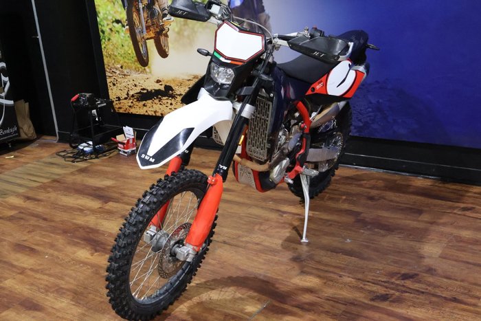 2019 SWM RS 500 R Black