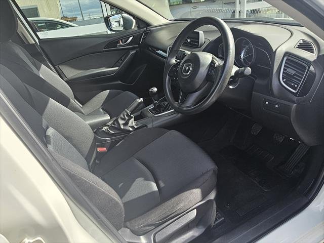 2014 Mazda 3 Neo