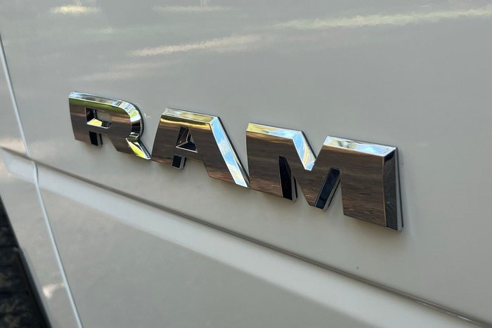 2023 RAM 2500 Laramie Rambox