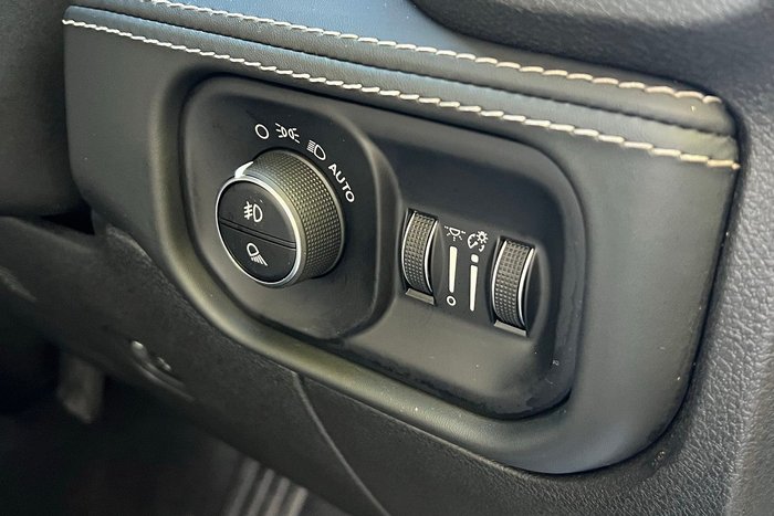 2023 RAM 2500 Laramie Rambox