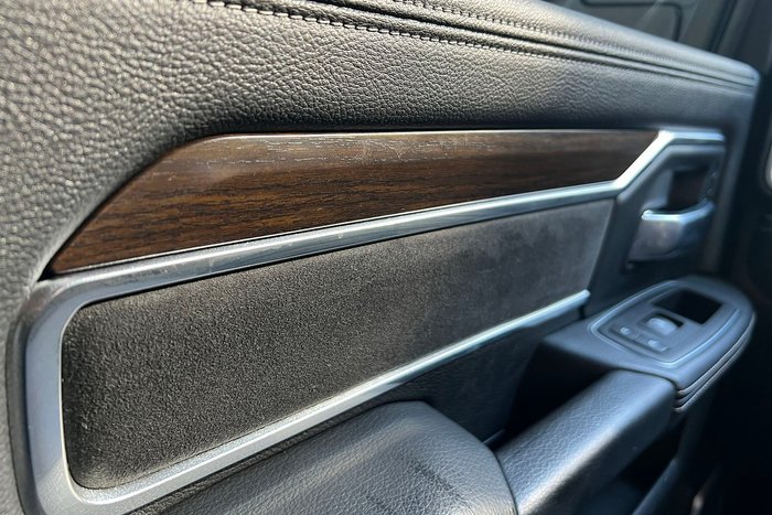 2023 RAM 2500 Laramie Rambox
