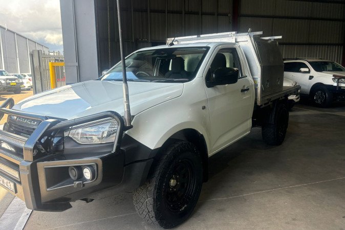 2023 ISUZU D-MAX