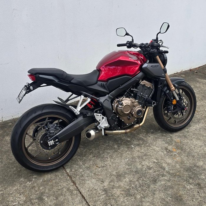 2023 Honda CB650R CB Red