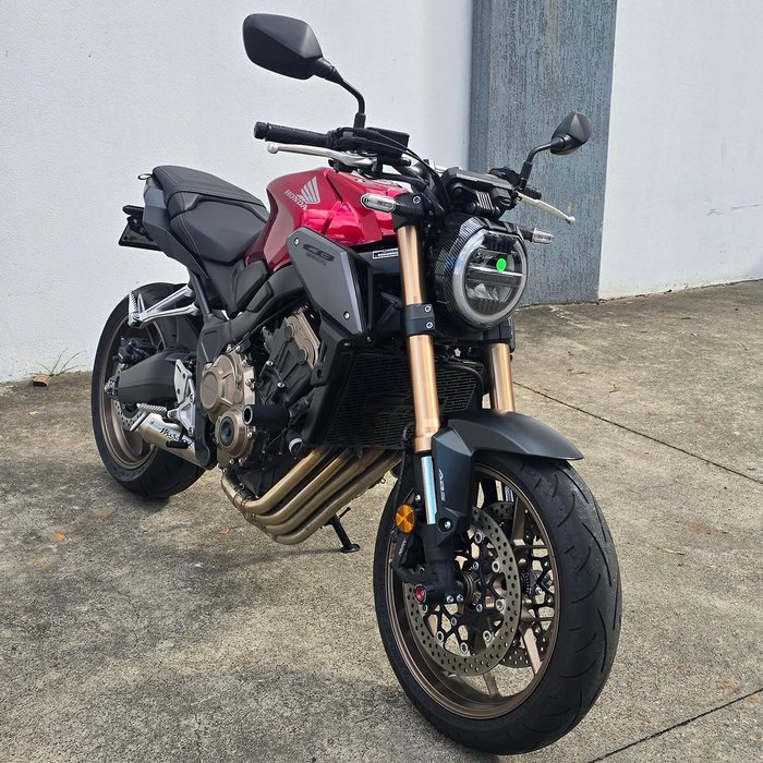 2023 Honda CB650R CB Red