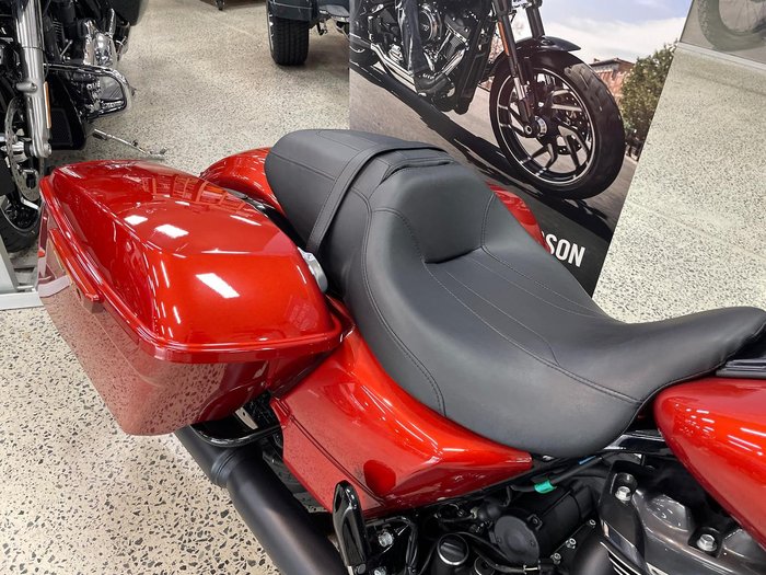 2025 Harley-Davidson Road King Special 114 (FLHRXS)