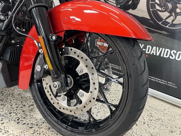 2025 Harley-Davidson Road King Special 114 (FLHRXS)