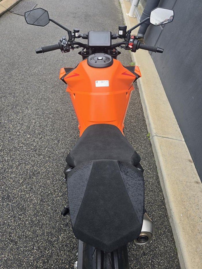 2026 KTM 1390 Super Duke R Super Duke Orange