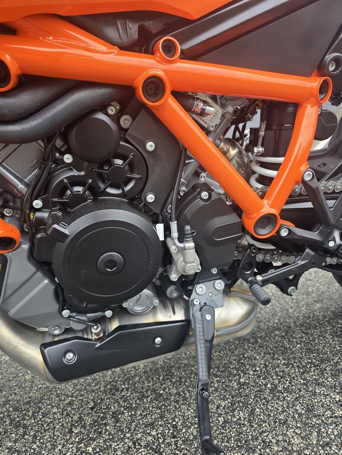 2026 KTM 1390 Super Duke R Super Duke Orange