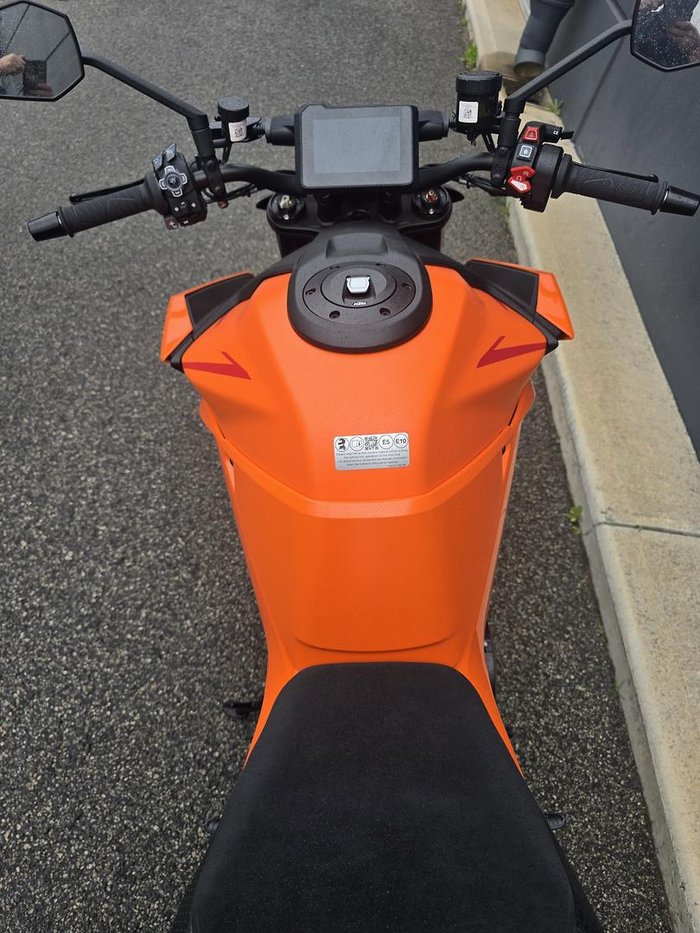 2026 KTM 1390 Super Duke R Super Duke Orange