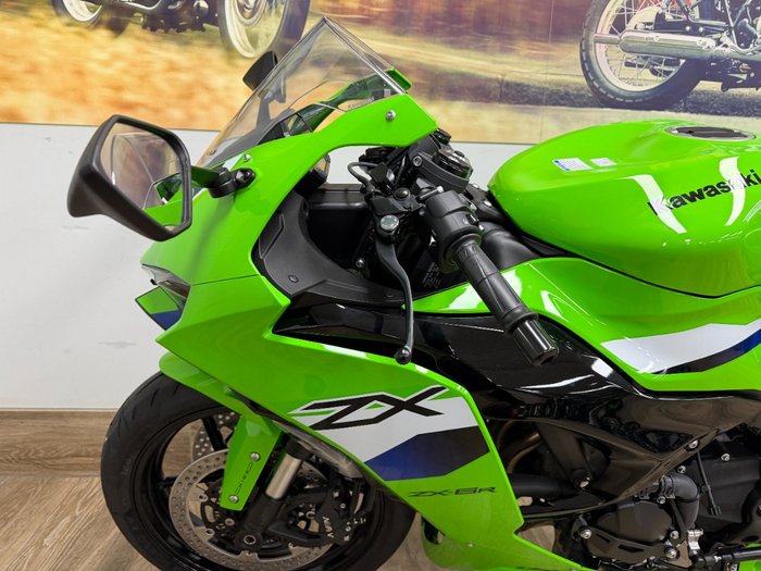 2025 Kawasaki NINJA ZX-6R (636) KRT EDITION GREEN