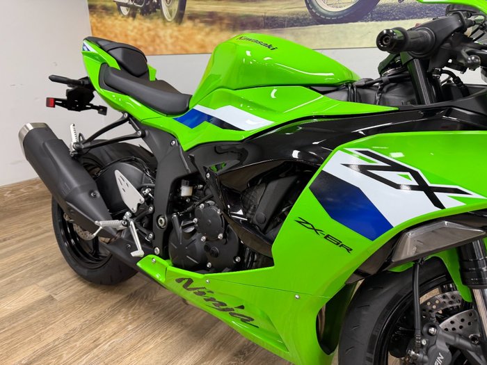 2025 Kawasaki NINJA ZX-6R (636) KRT EDITION GREEN