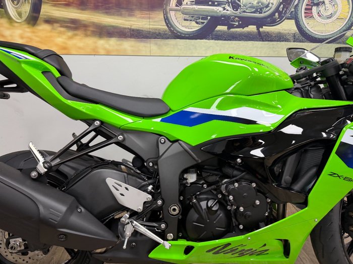2025 Kawasaki NINJA ZX-6R (636) KRT EDITION GREEN