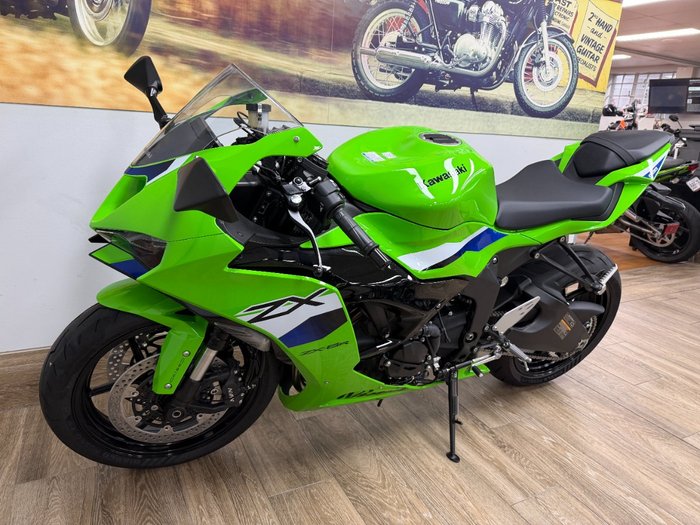 2025 Kawasaki NINJA ZX-6R (636) KRT EDITION GREEN