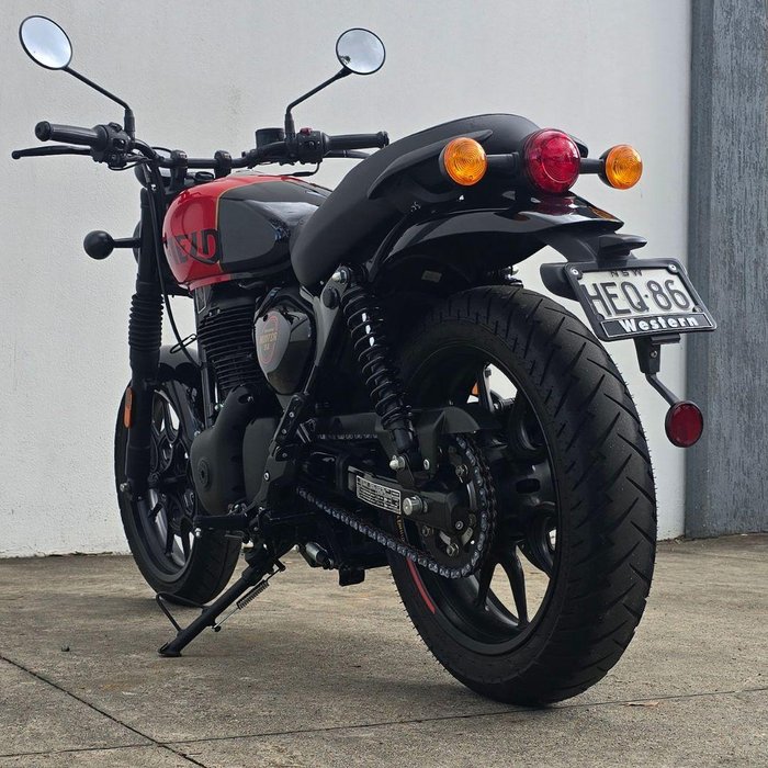 2022 Royal Enfield Hunter 350 Hunter Red