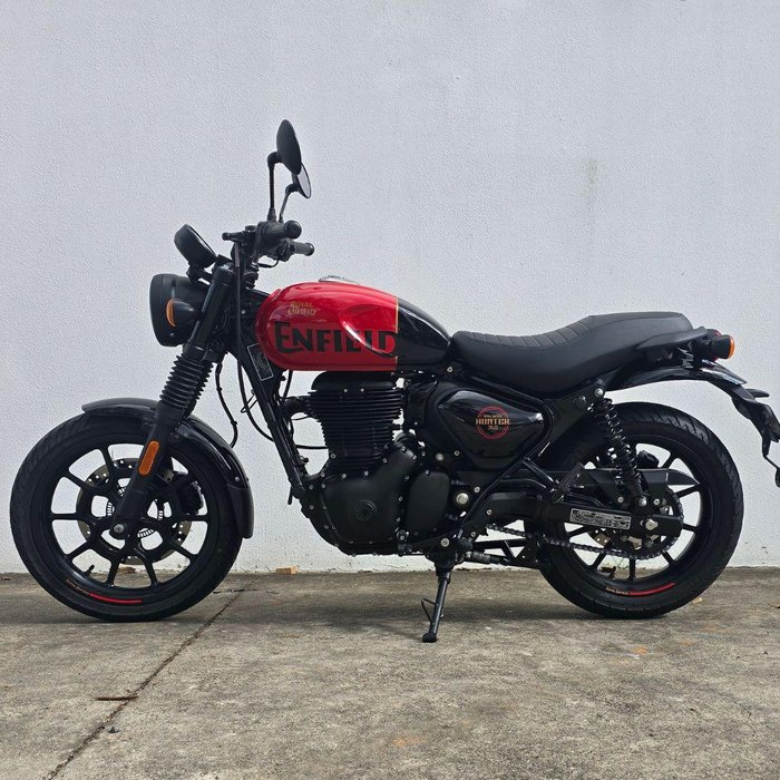 2022 Royal Enfield Hunter 350 Hunter Red