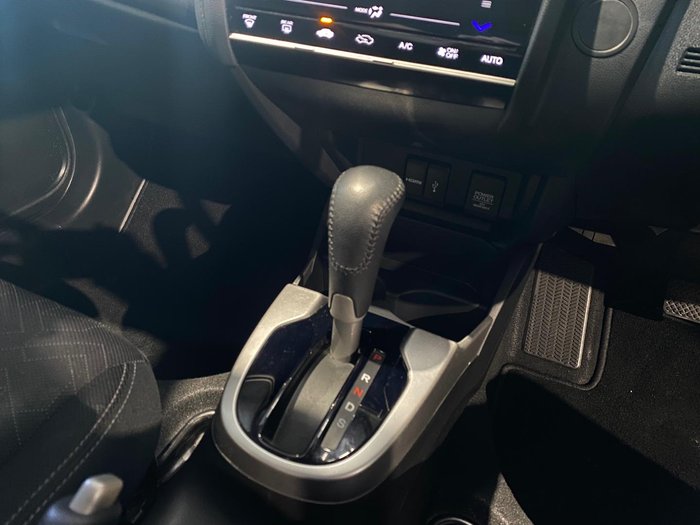 2015 Honda Jazz VTi-S
