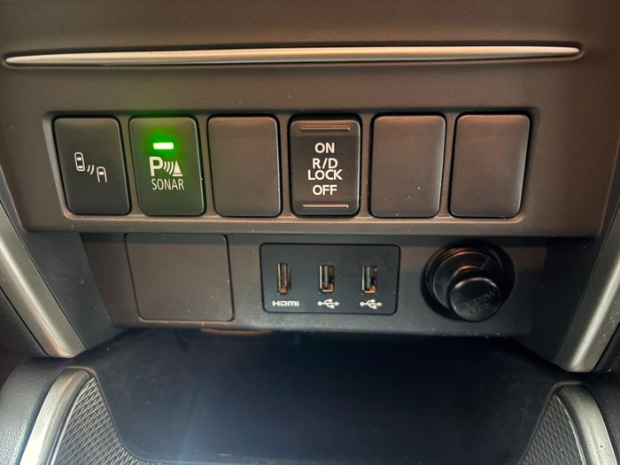 2020 Mitsubishi Triton GLS