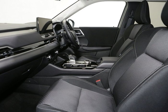 2025 Mitsubishi Outlander LS