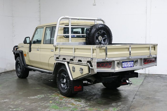 2025 Toyota Landcruiser GXL