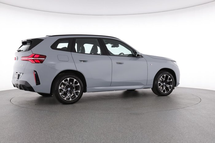 2025 BMW X3 20 xDrive
