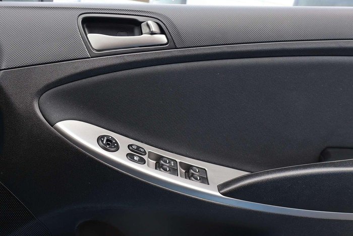 2019 Hyundai Accent Sport