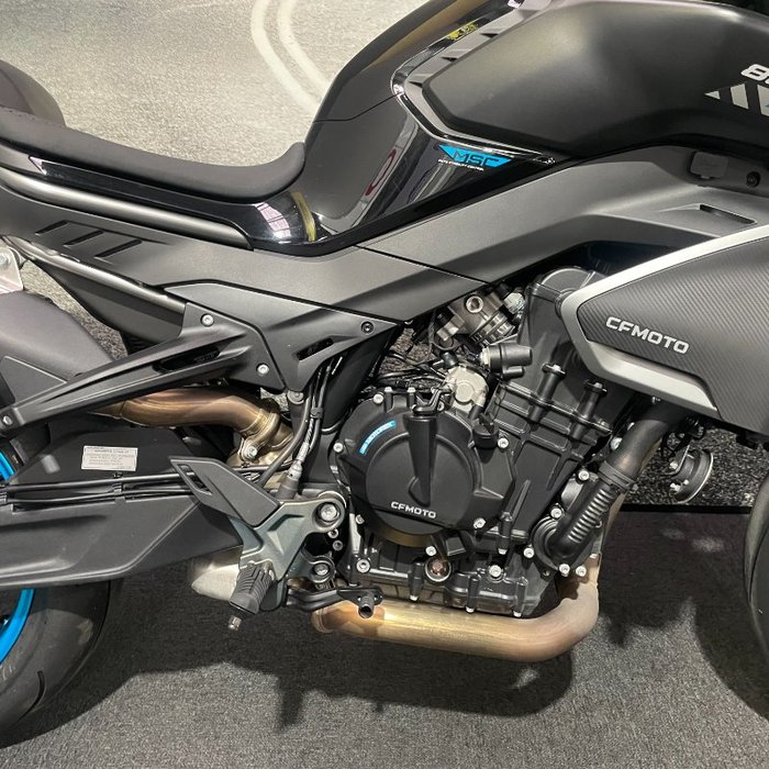 2025 CFMOTO NK SPORT BLACK