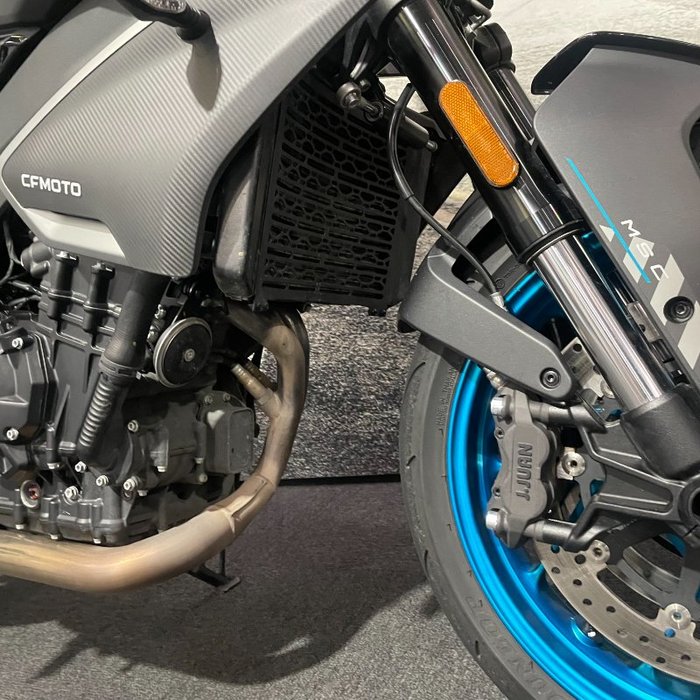 2025 CFMOTO NK SPORT BLACK