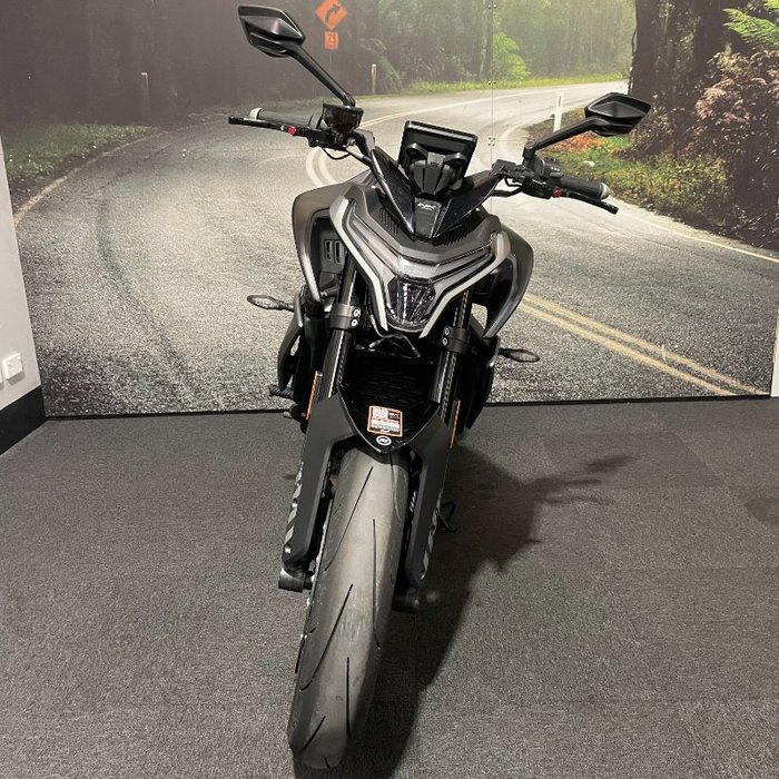 2025 CFMOTO NK SPORT BLACK