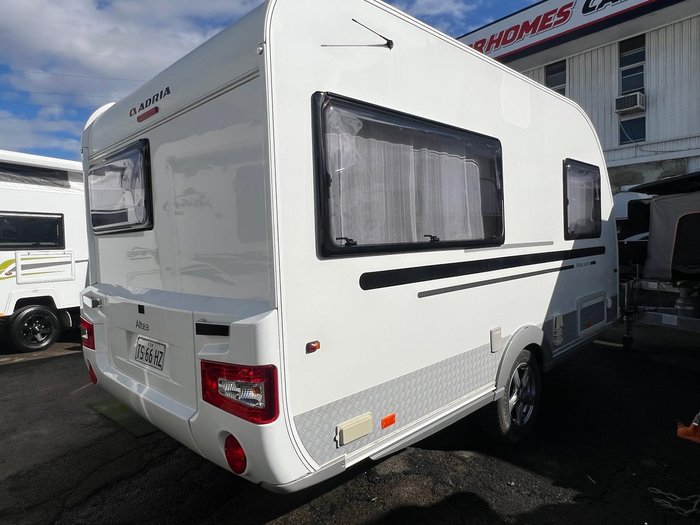 2021 Adria 402