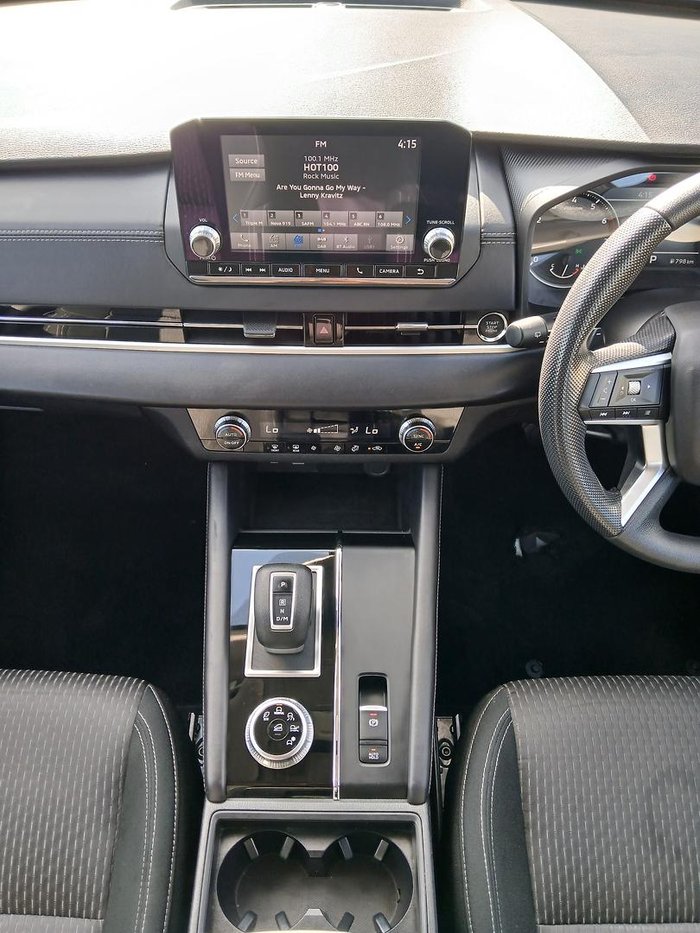 2024 Mitsubishi Outlander ES
